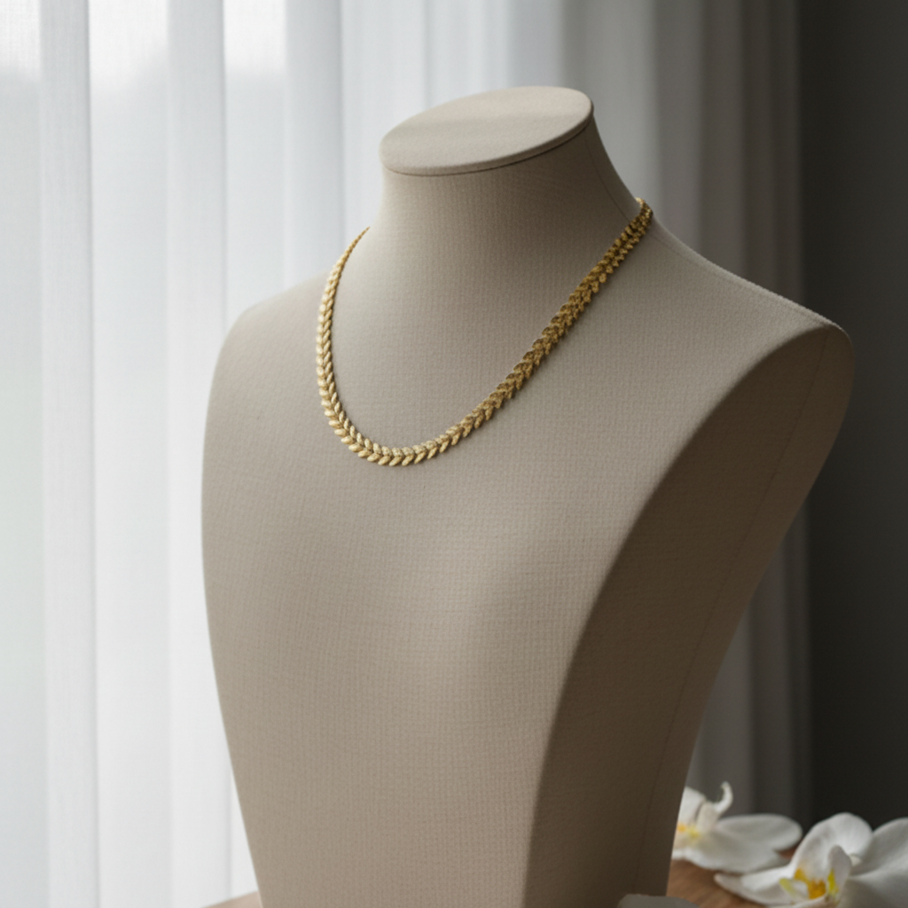 Trendy Golden Leaf Shape Chain in Gift Packing