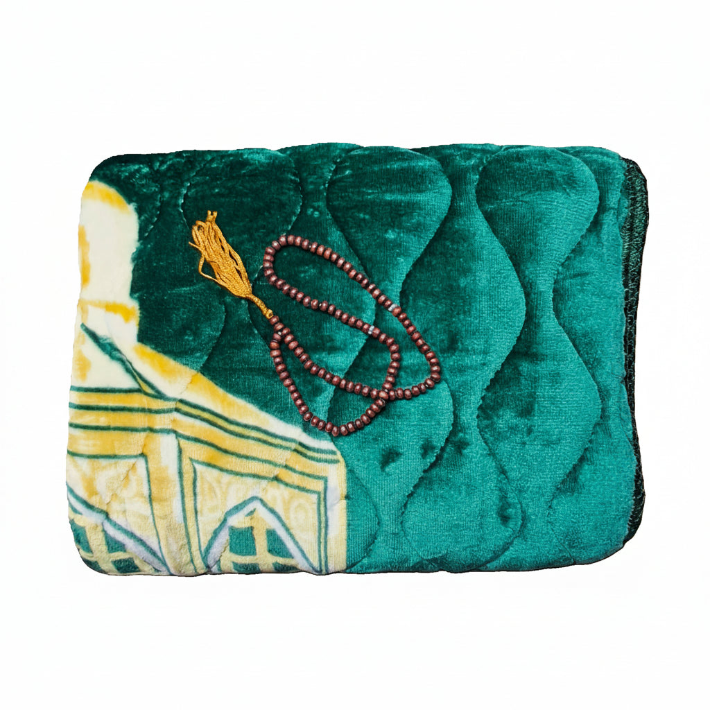 High quality Soft Velvet Quilted Prayer Rug (Jaye Namaz)