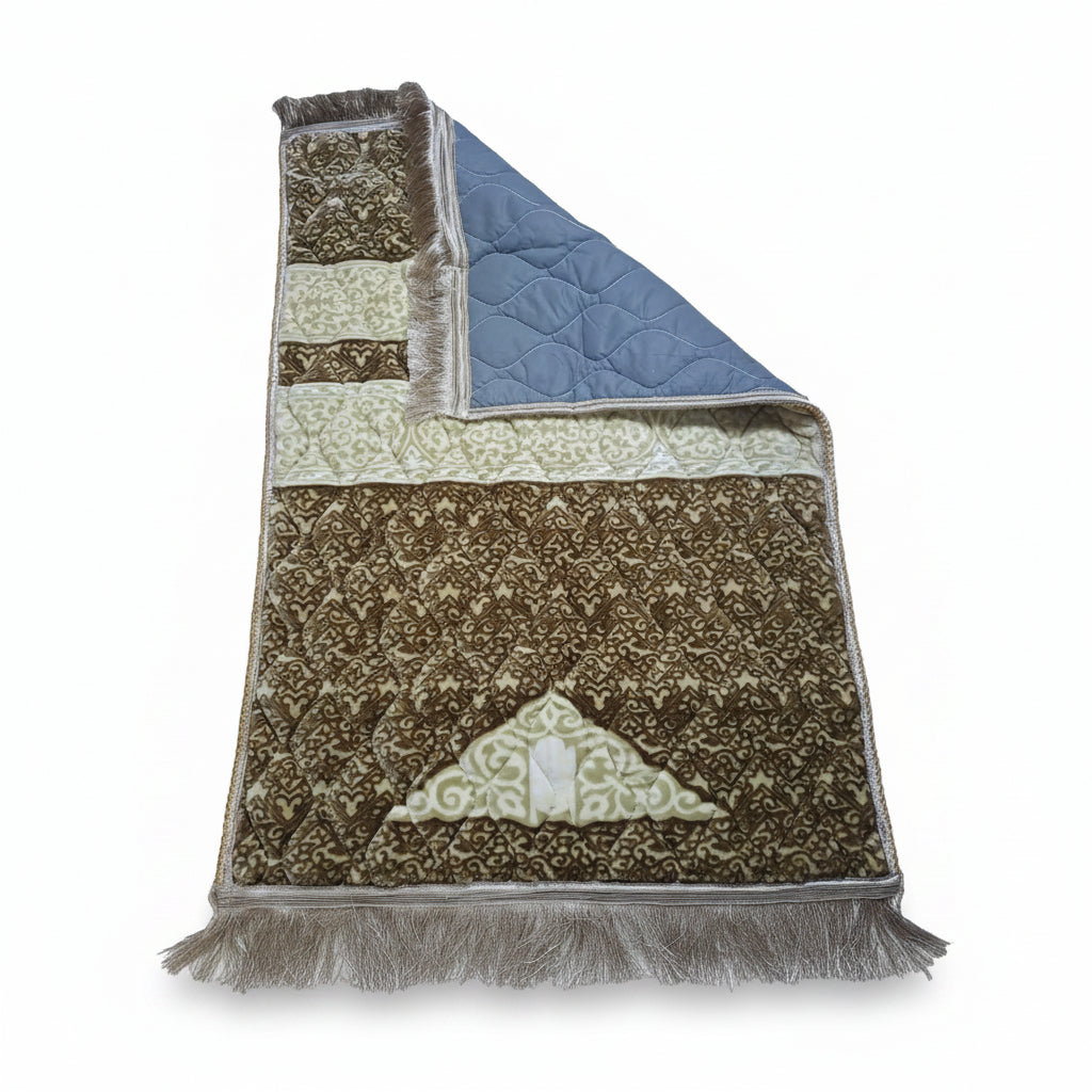 High quality Soft Velvet Quilted Prayer Rug (Jaye Namaz)