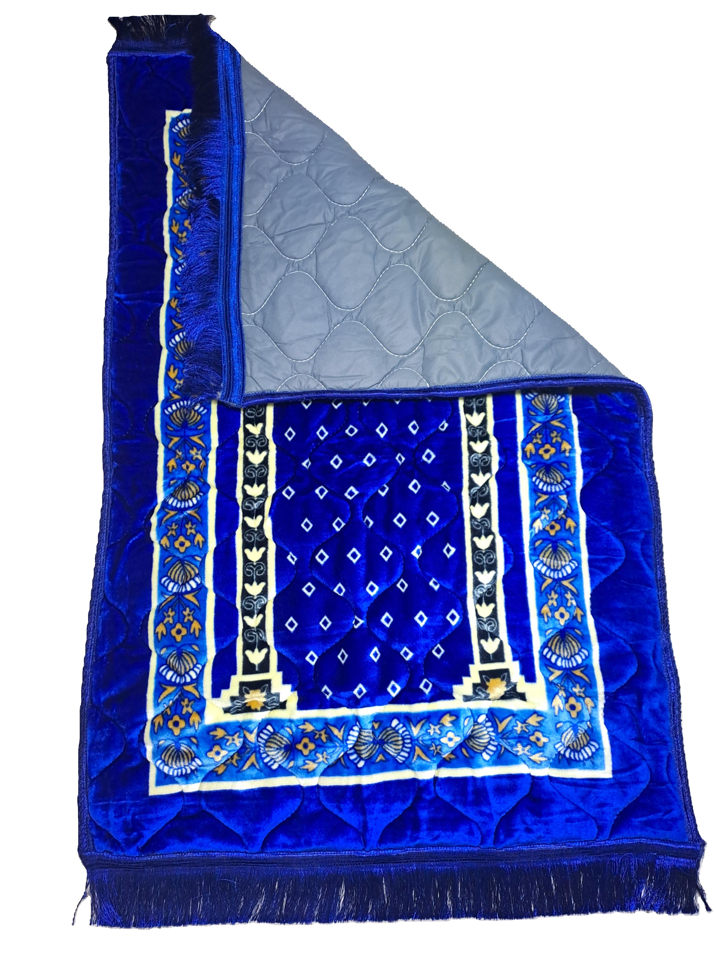 High quality Soft Velvet Quilted Prayer Rug (Jaye Namaz)