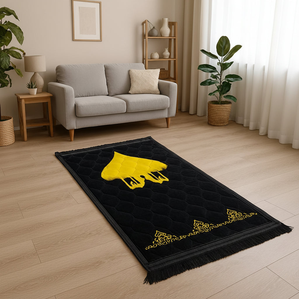 High quality Soft Velvet Quilted Prayer Rug (Jaye Namaz)