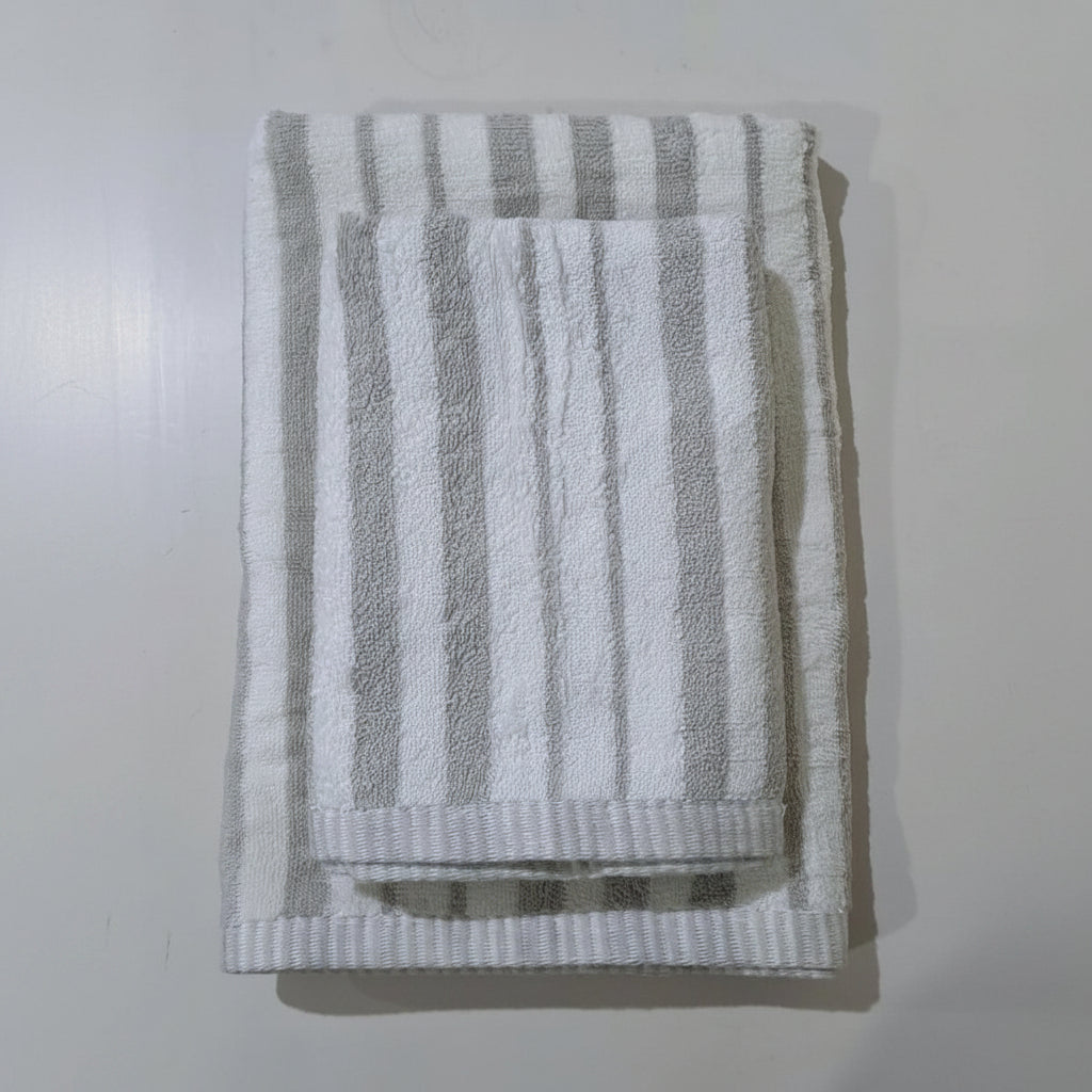 2-Pcs Embroidered White Towels Set (01 Bath Towel & 01 Hand Towel)