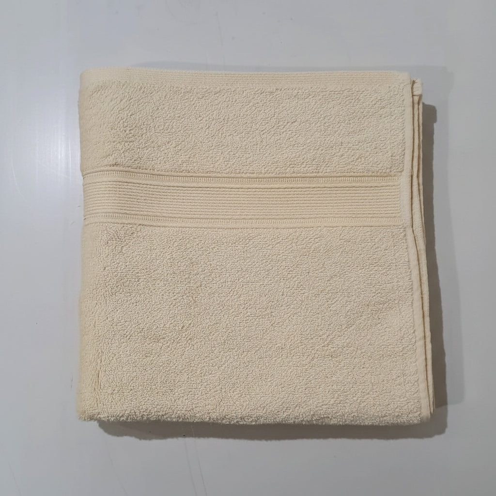Premium Quality Dyed Bath Towel (Cream)