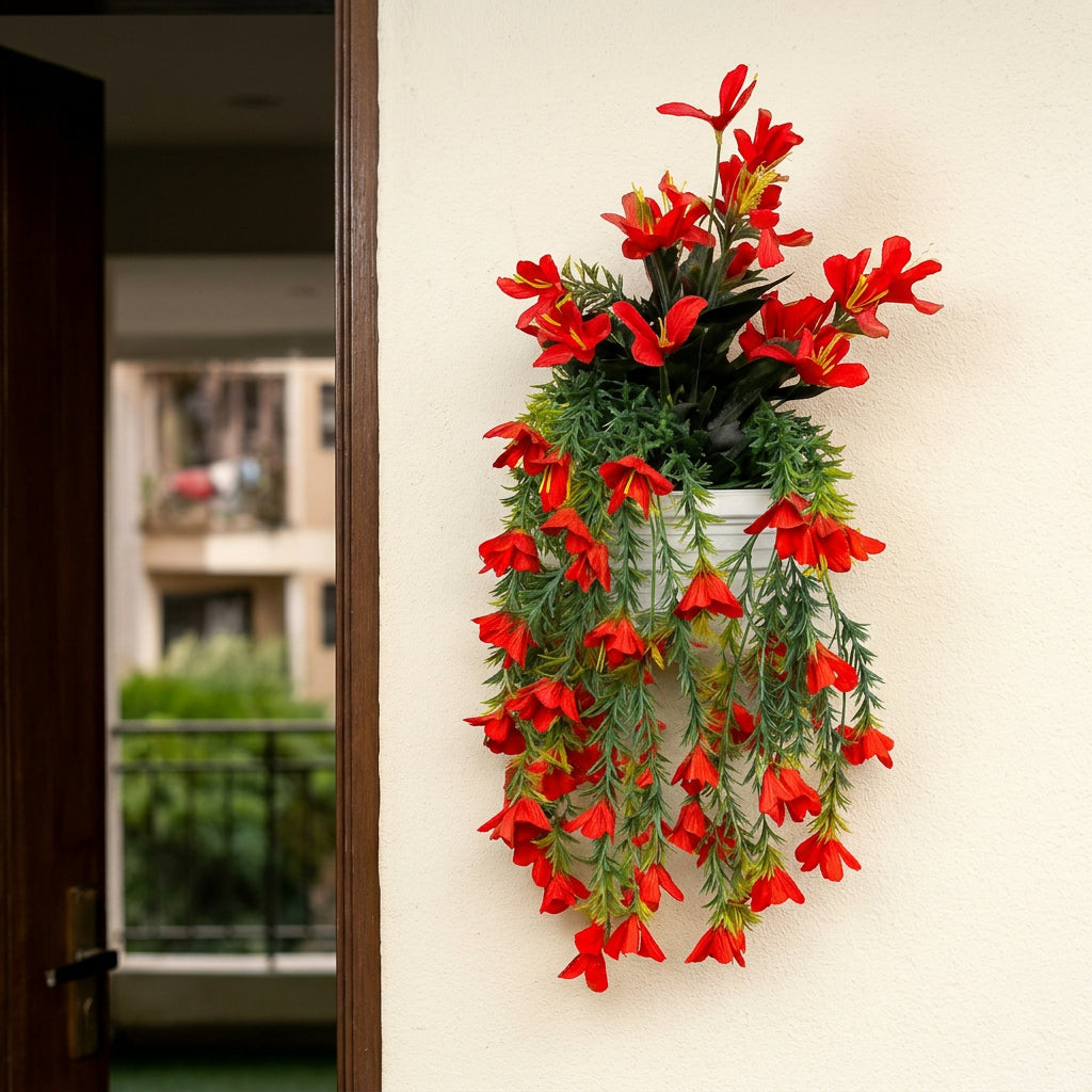 Red Lilly Artificial Flower Bail in Plastic Basket for Wall Hanging