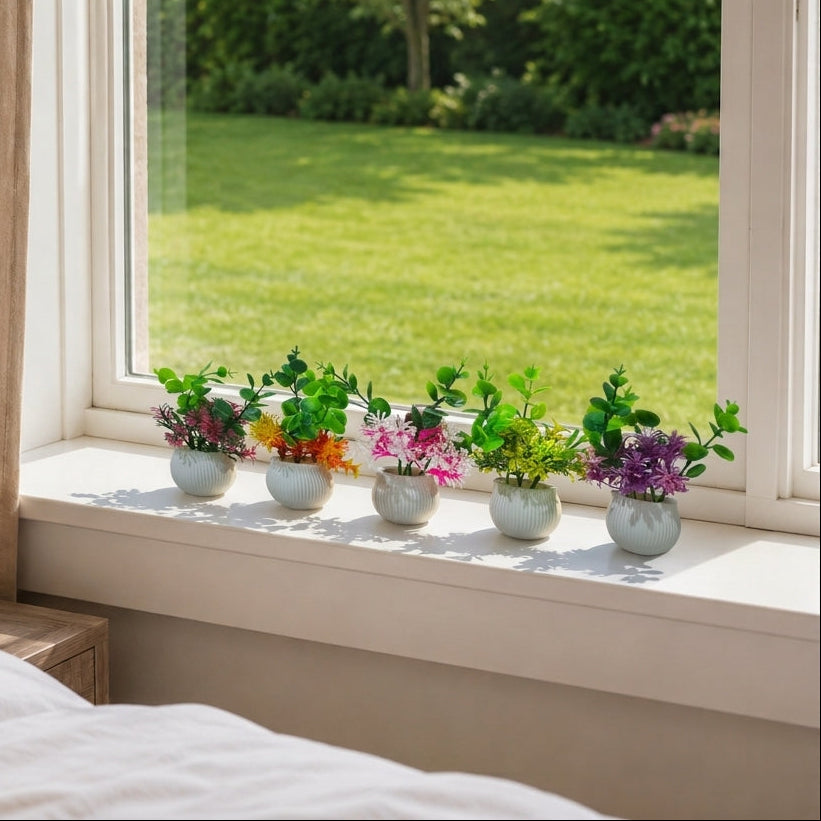 Pack of 5 White Textured Plastic Mini Pots with artificial Mix Flowers/Plants
