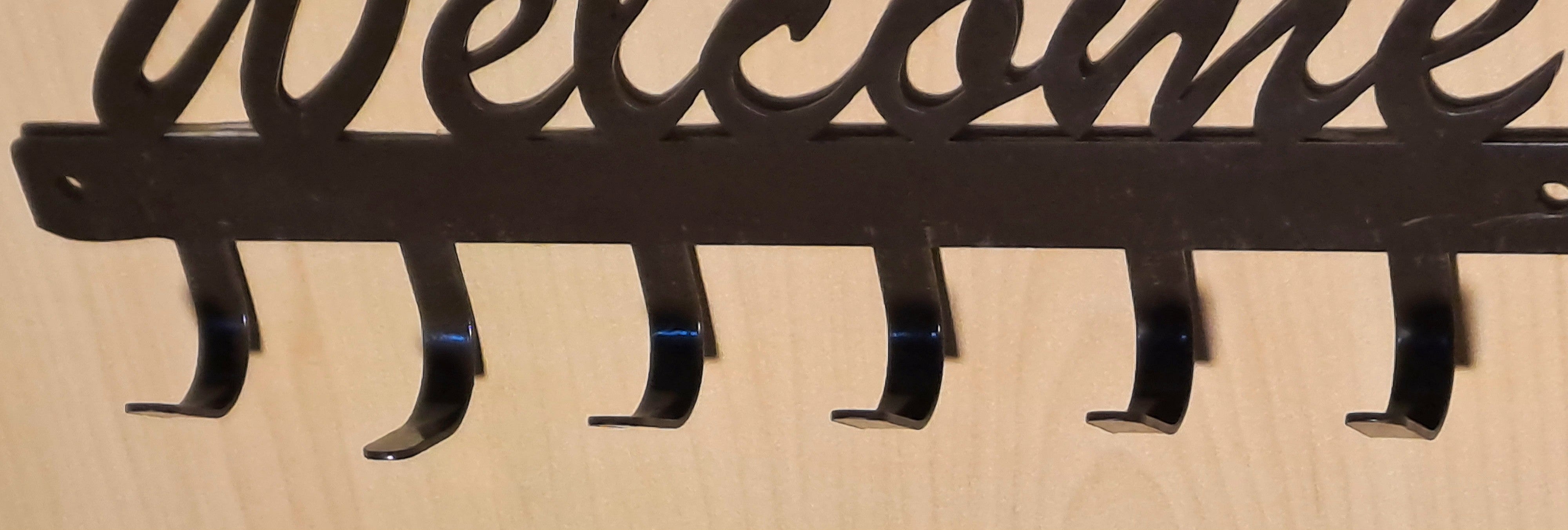 Wall Mounted WELCOME Key-Holder with 6 Hooks