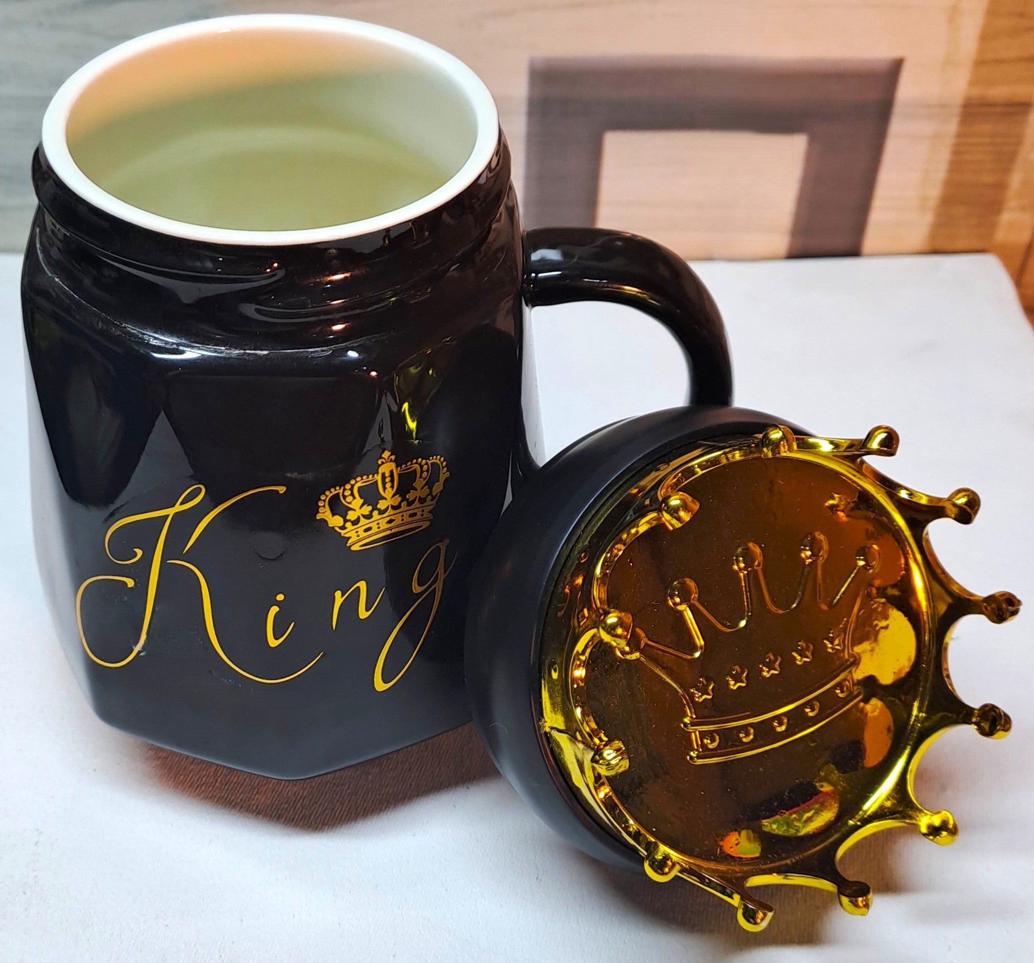 Black Ceramics Coffee Mug (King Crown Lit)