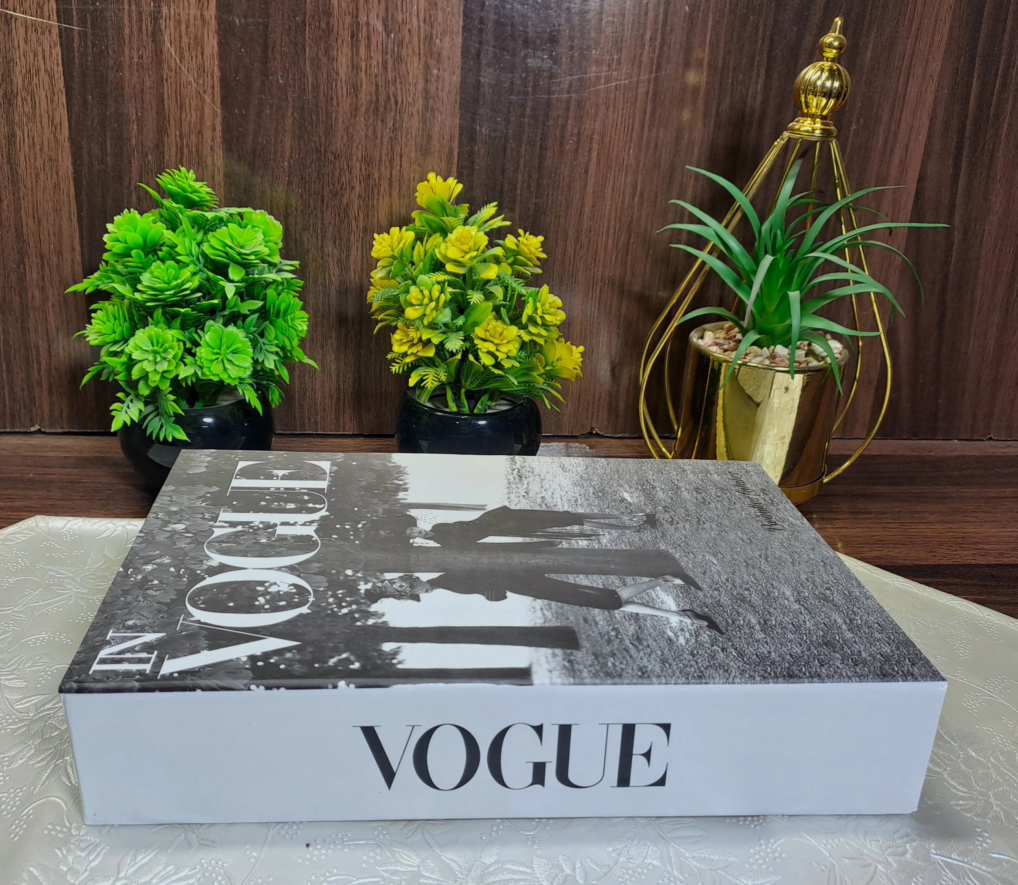 Vogue Dummy Book for Decoration of Home & Office