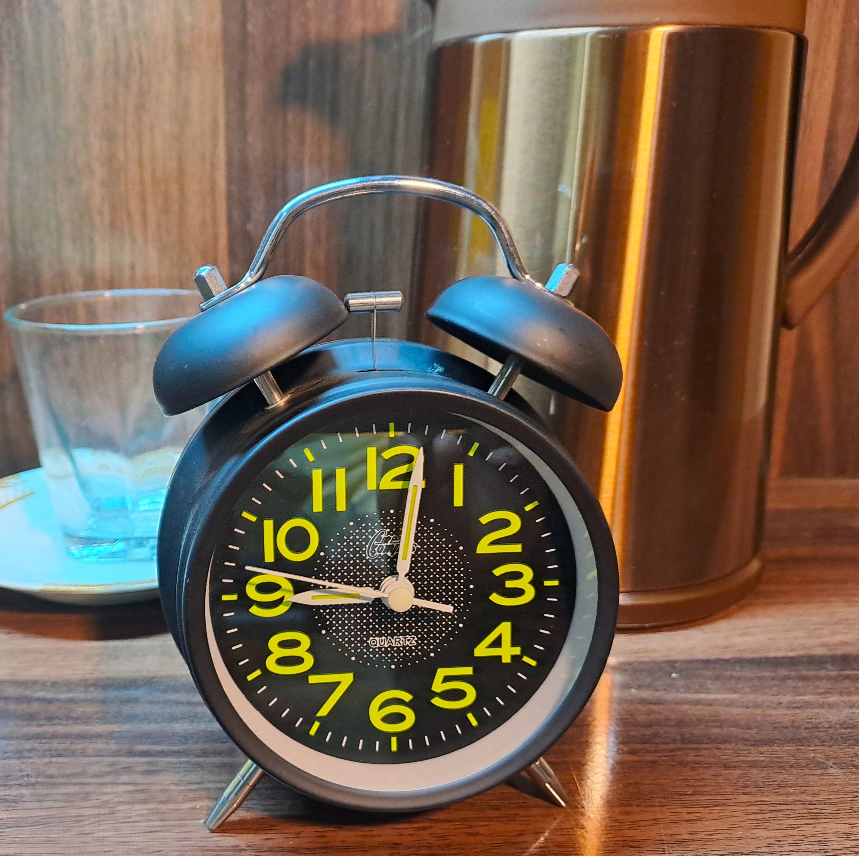 Black Metallic Vintage Mechanical Alarm Clock with Loud Alarm