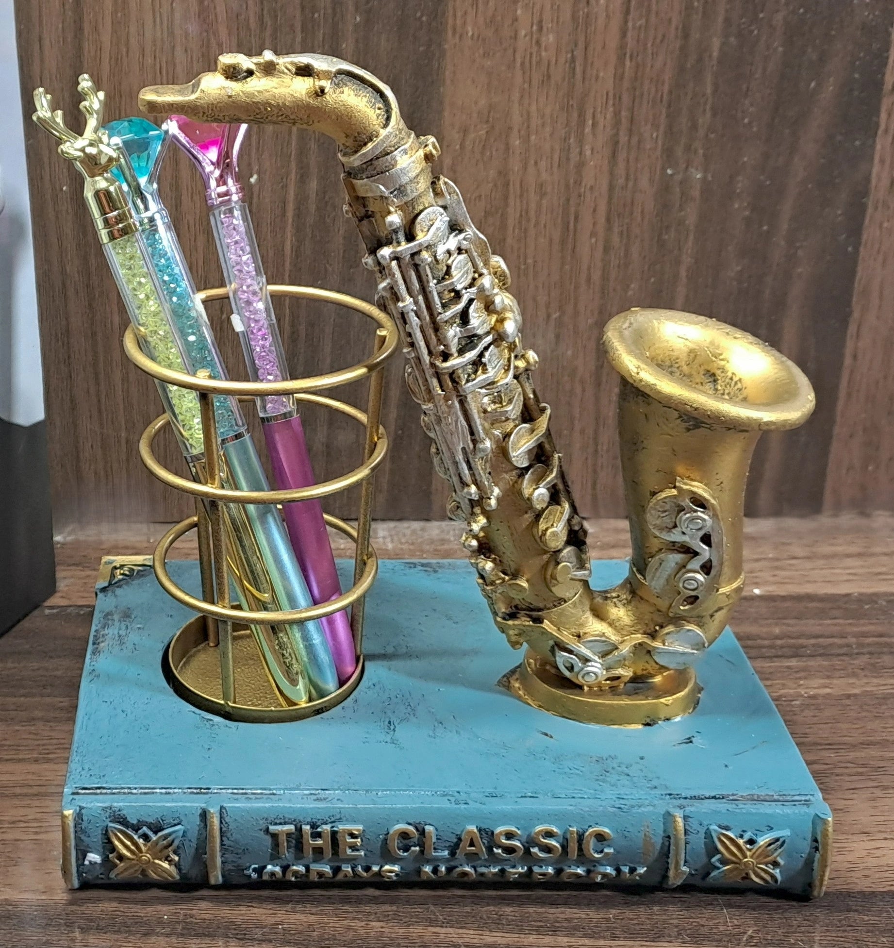 Vintage look Penholder with Trumpet over Resin Book