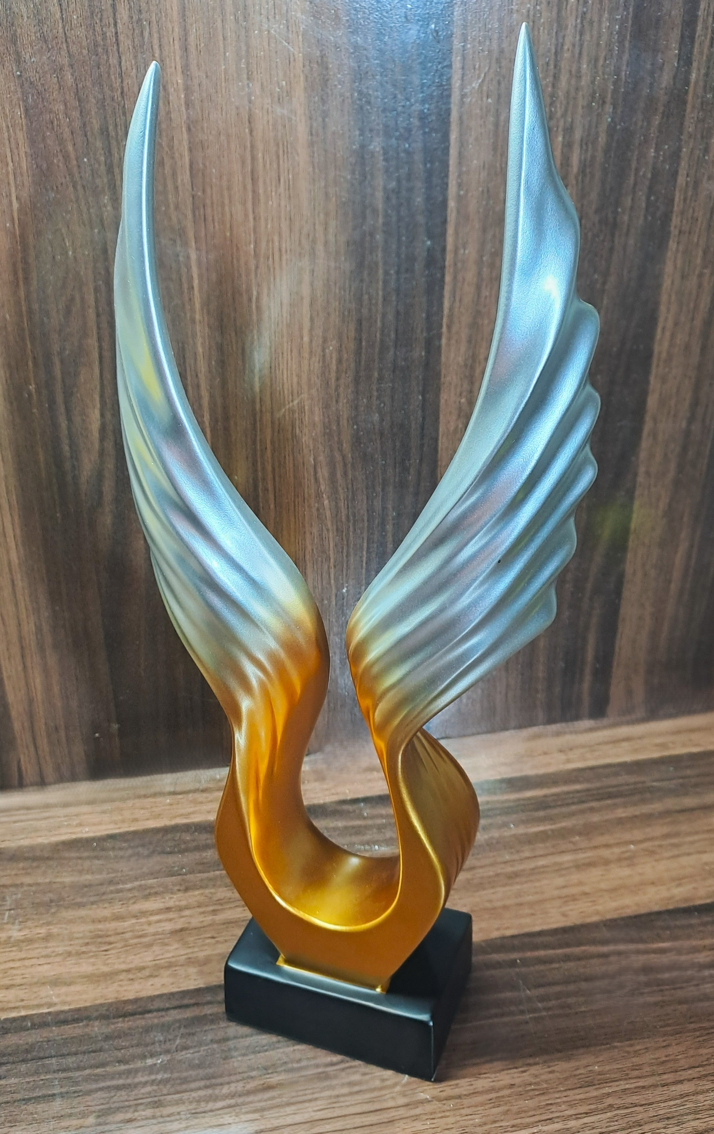 Twin Colours Spread Wings Nortic Statue on Black Base