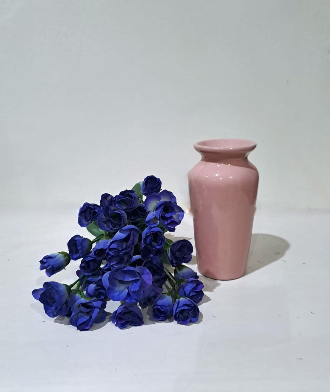 Salmon Pink Classic Ceramic Vase with 1 Bunch of Blue-White Flowers