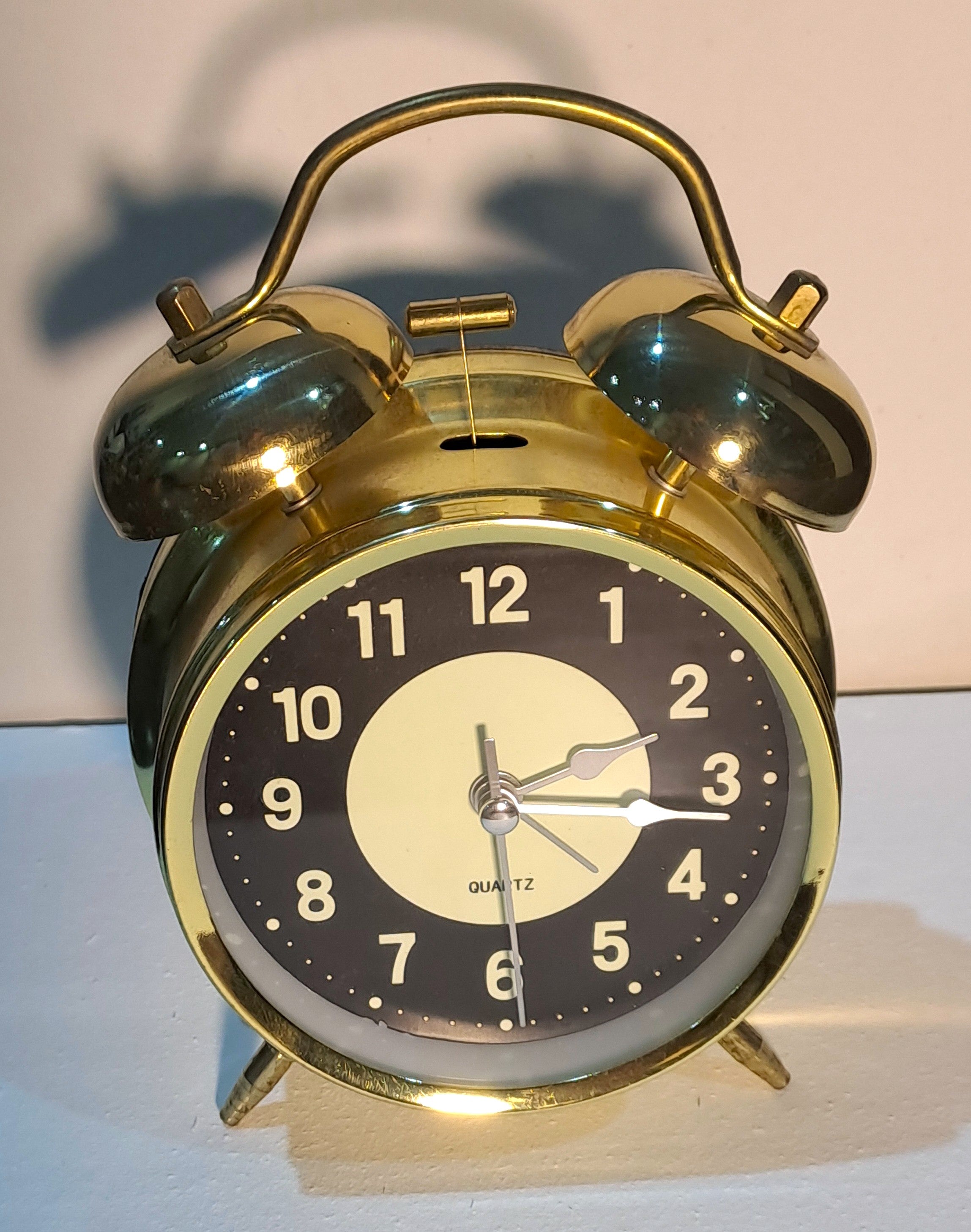 Golden Metallic Vintage Mechanical Alarm Clock with Loud Alarm