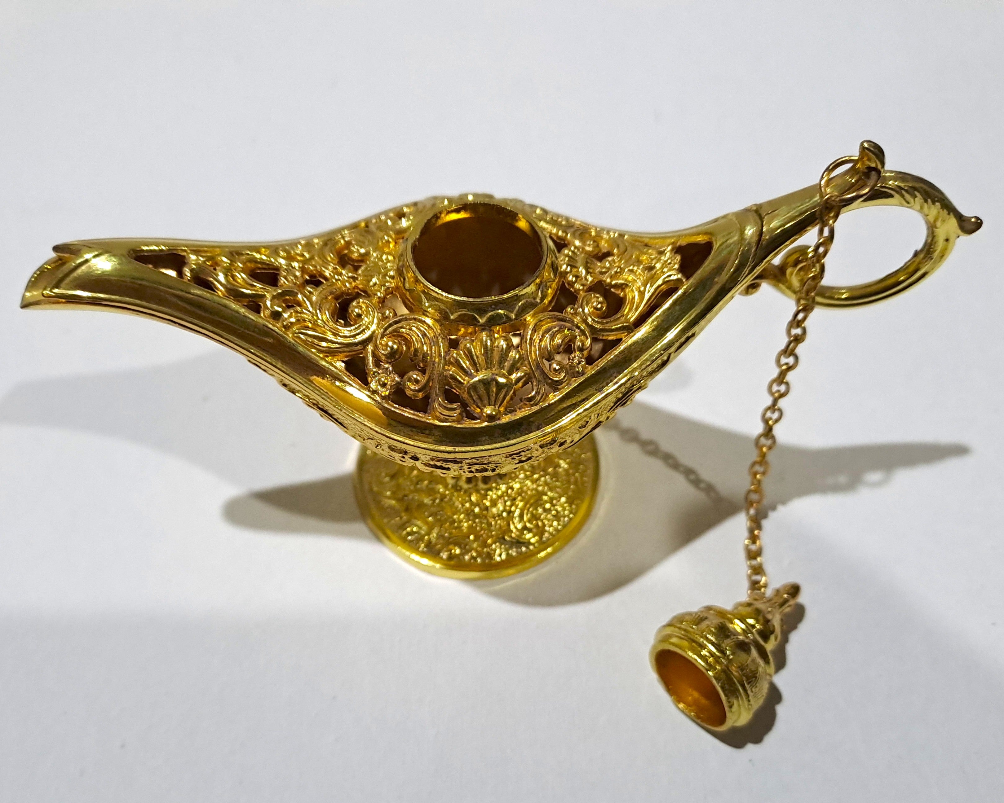 Golden Metallic Aladdin Genie Light Lamp