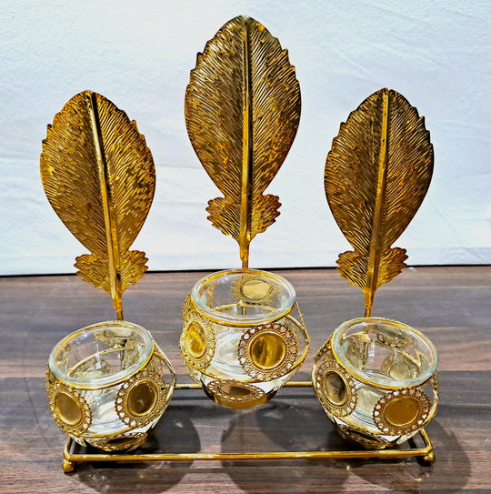 Golden Leaf Shape Candle Holders Set