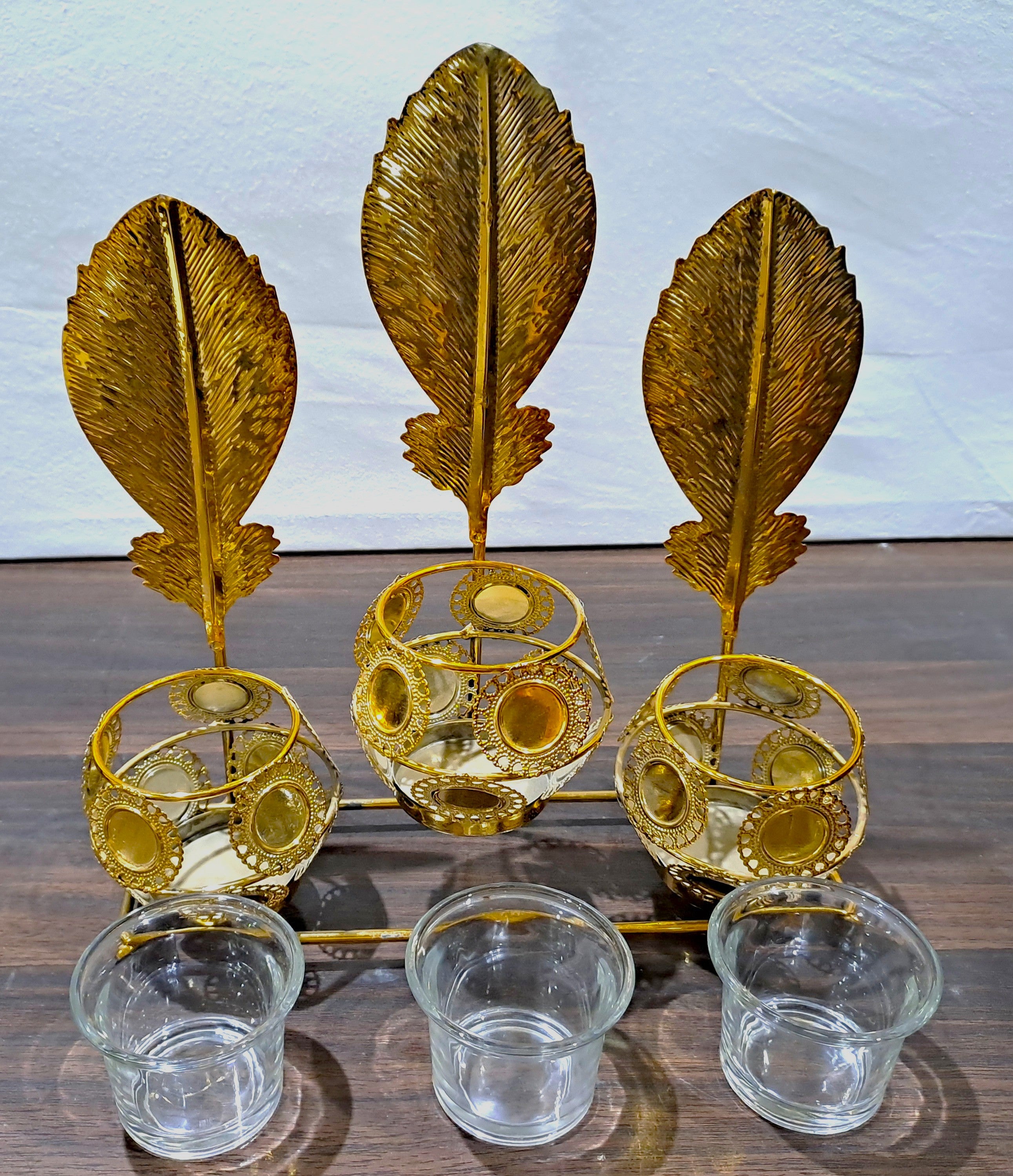 Golden Leaf Shape Candle Holders Set