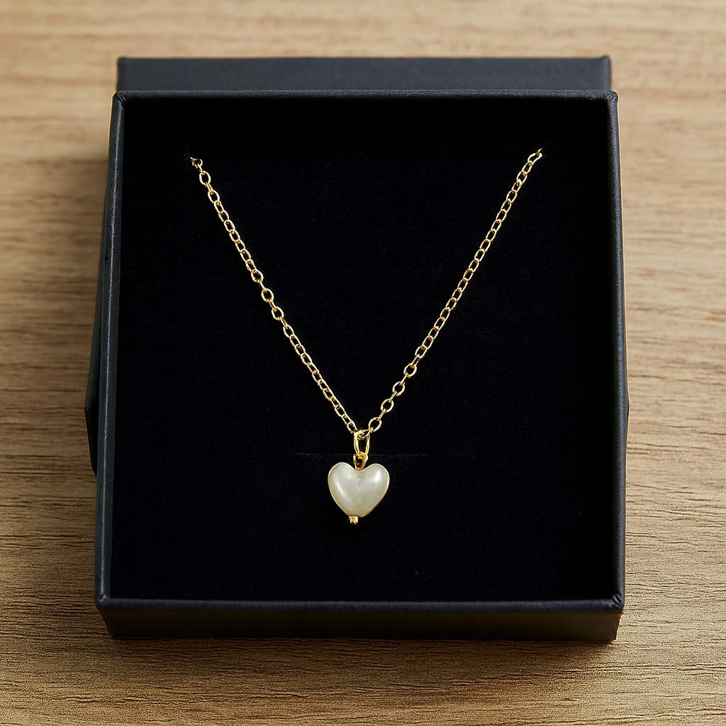 Mini Pearl Heart Charm Locket in Gift Packing