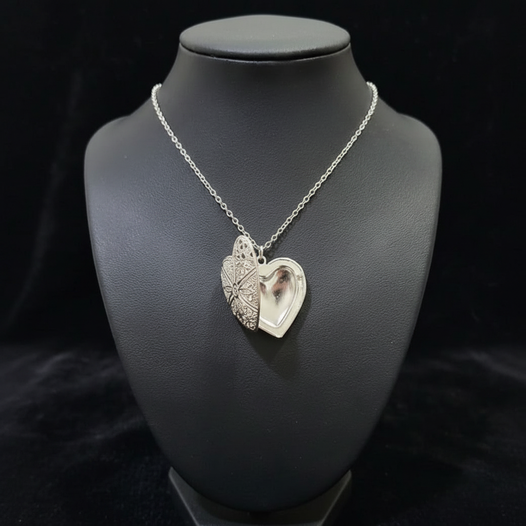 Silver Heart Shaped Personalized Photo Pocket Charm Locket in Gift Packing