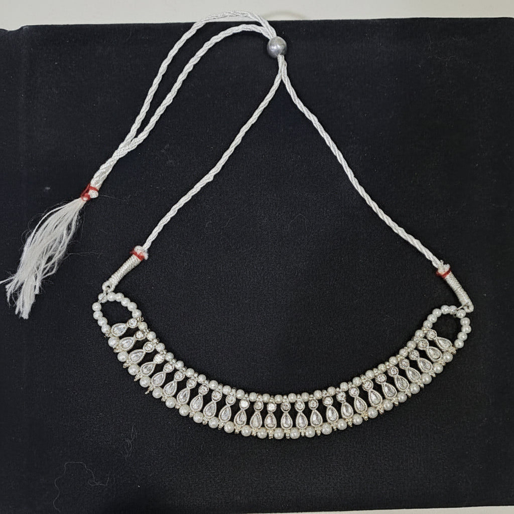 Luxury Shiny Silver with Pearls Choker Necklace in Gift Packing