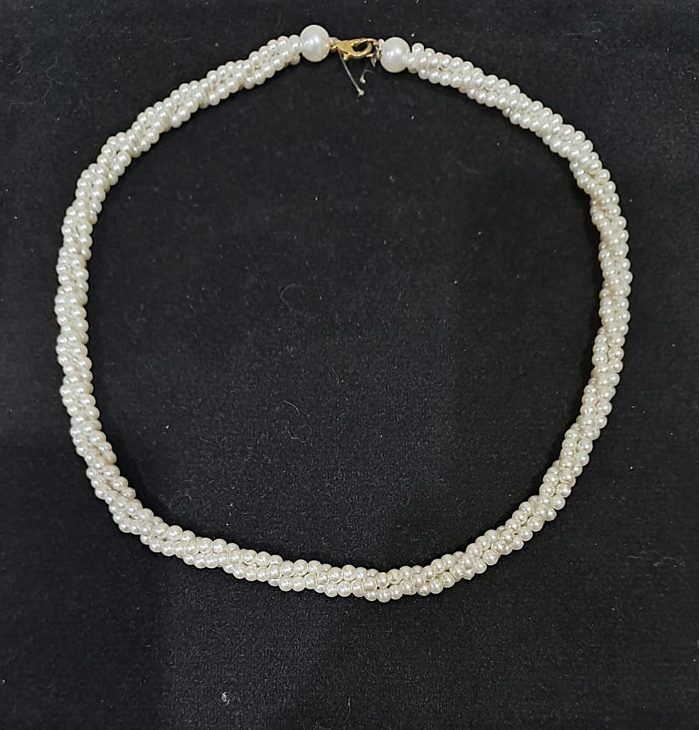 Twisted Pearls Necklace in Gift Packing