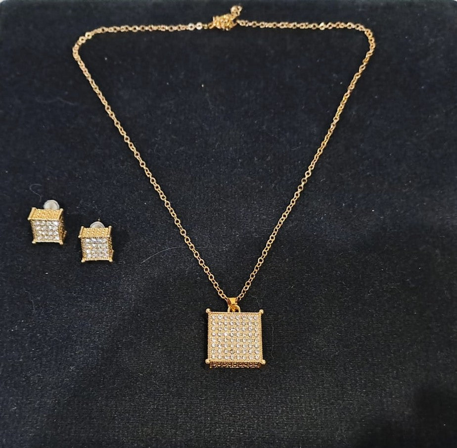 Golden Metallic Necklace & Earrings with Crystals in Gift Packing