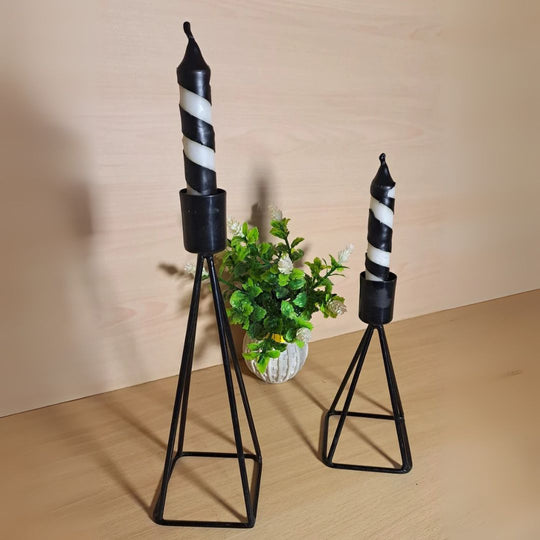 Set of 2 Geometric Wire Taper Candle Holders (without candles)